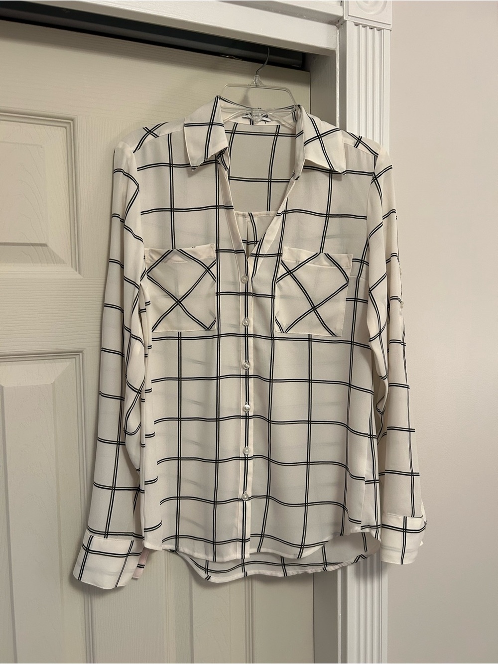 Express blouse long sleeve v-neck size XS